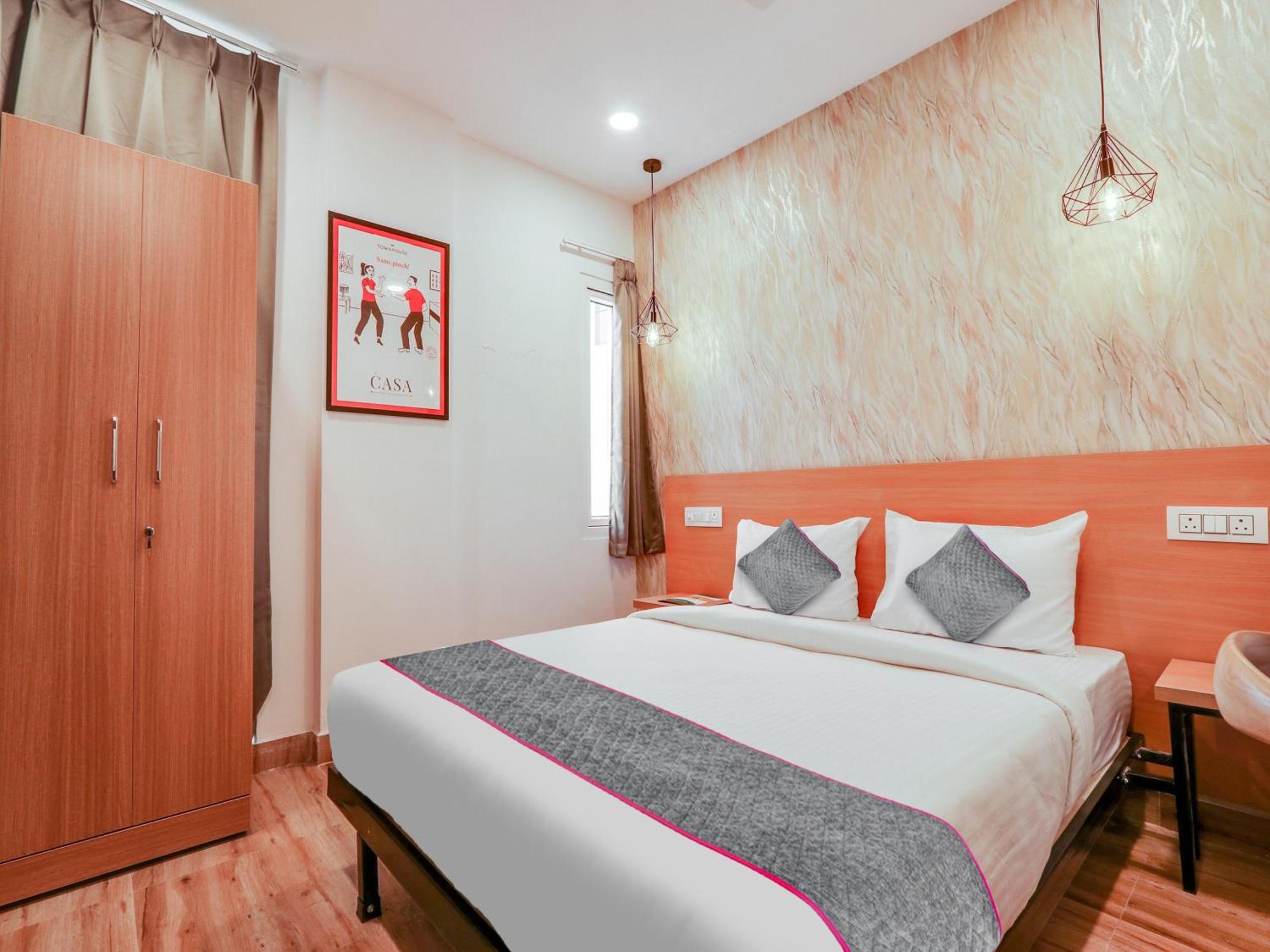 Hotel Townhouse Casa Grand Hyderabad Exterior foto