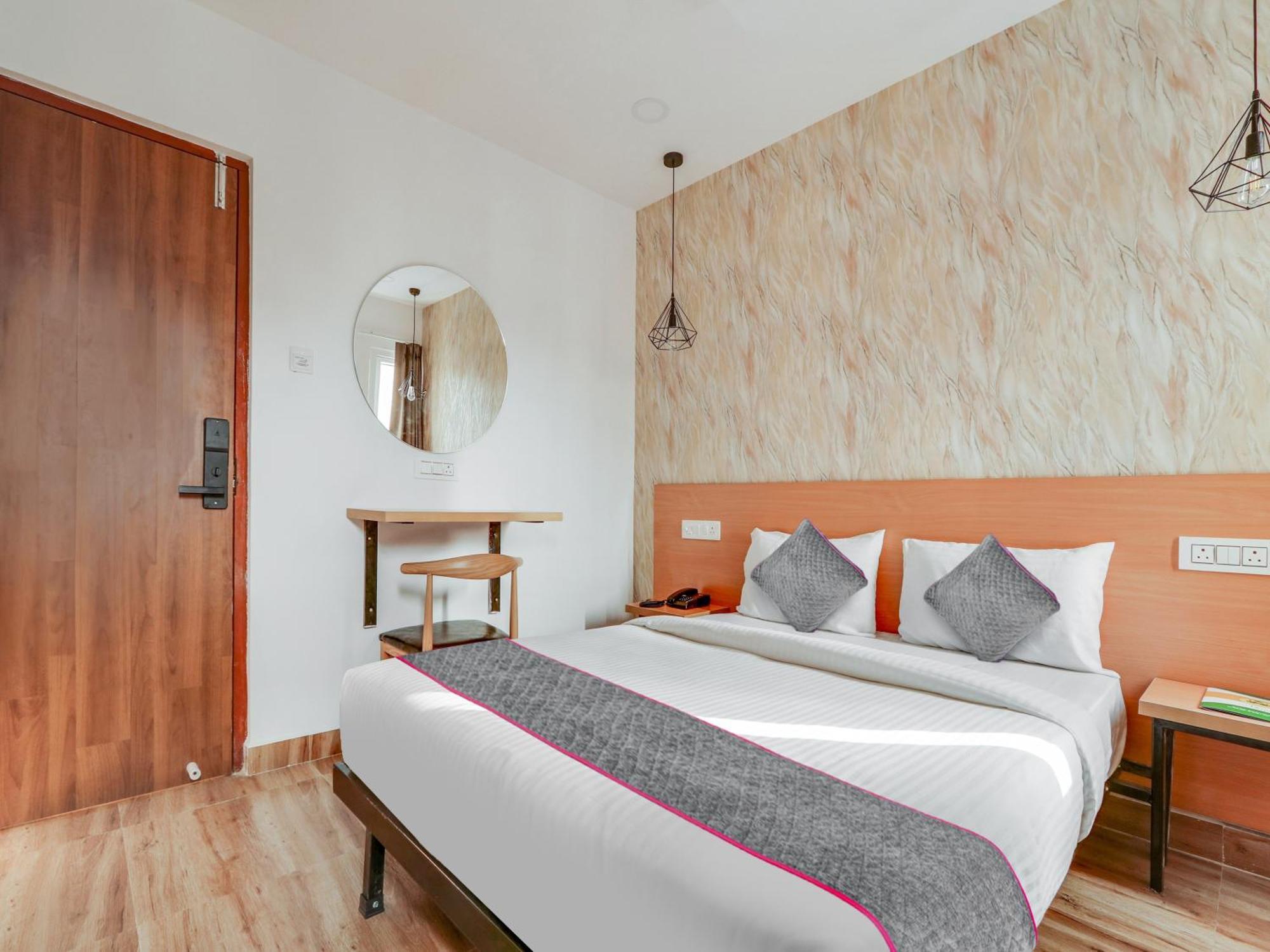 Hotel Townhouse Casa Grand Hyderabad Exterior foto